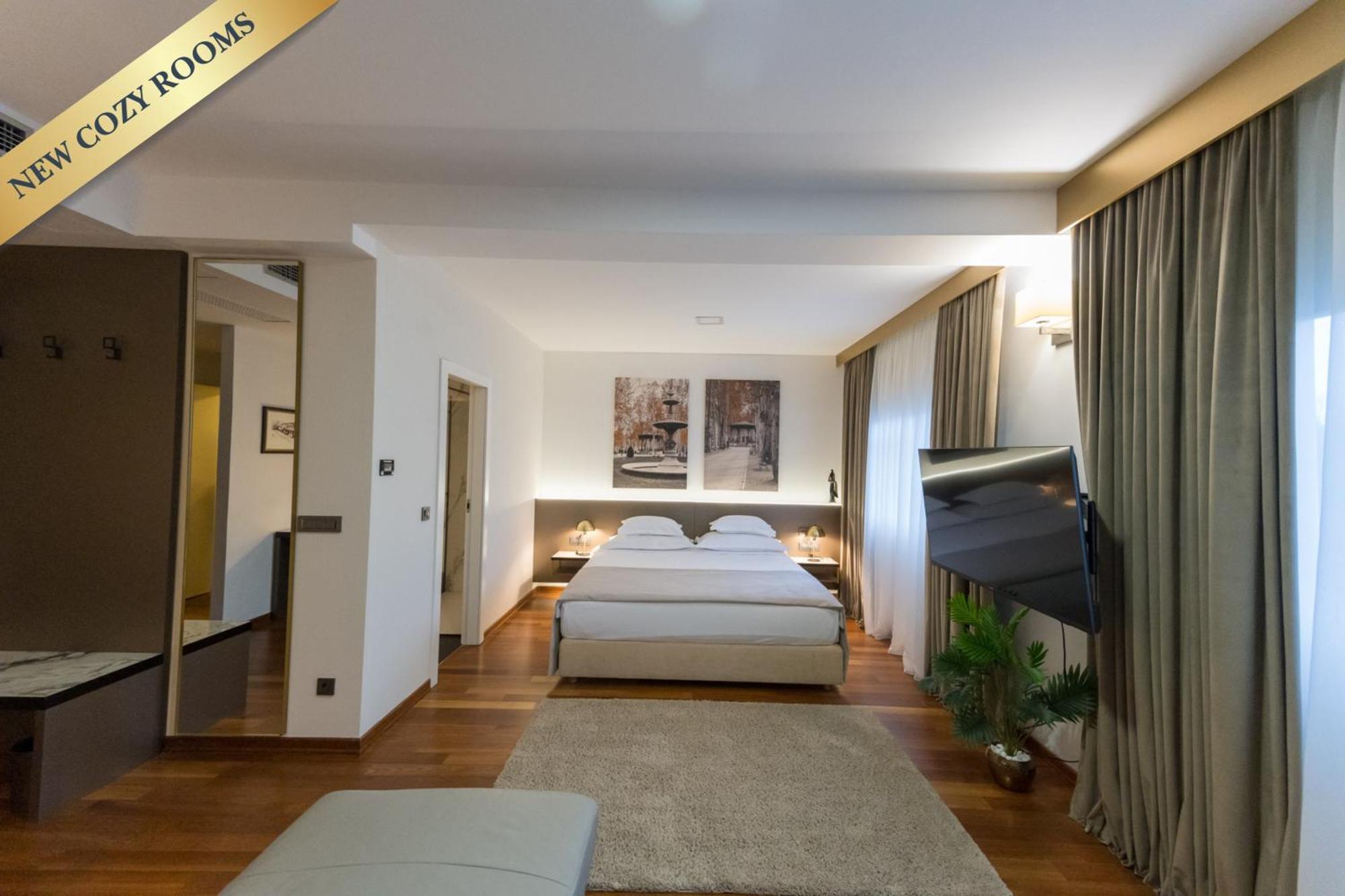 Junior Suite,1661111474:JPEG